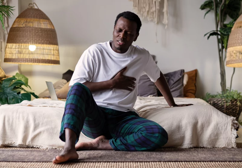 Is it Bad to Eat Before Bed? Nutrisense Journal